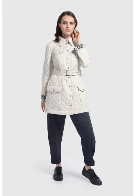 Капитонирано яке с колан