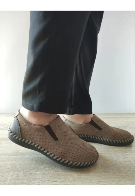 Мъжки ежедневни перфорирани обувки  B2460-25 - кафяви - Кафяв