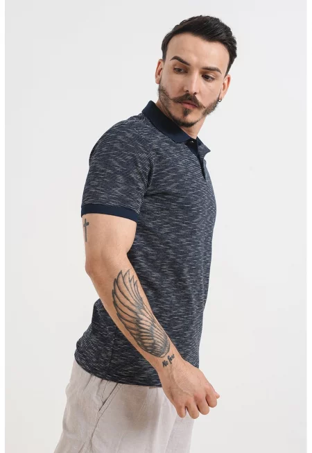 Памучна тениска с яка