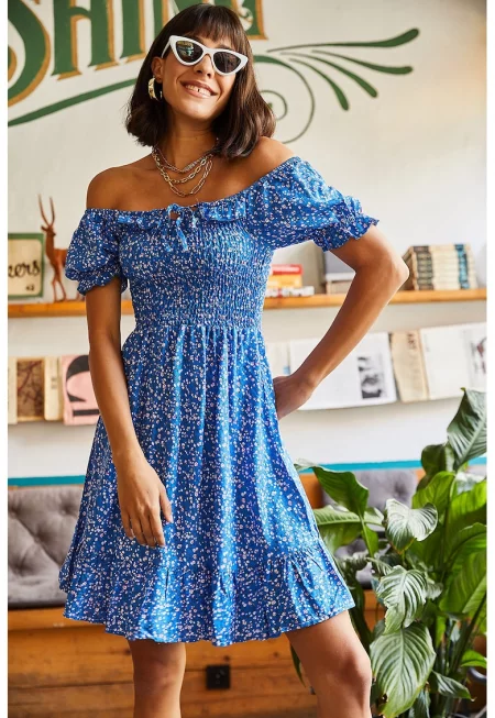 Разкроена флорална рокля