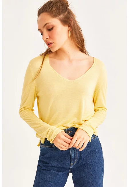 Свободна шпиц блуза