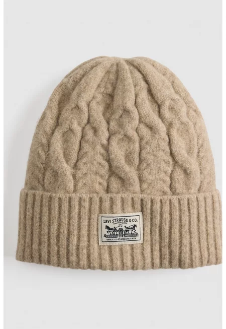 Зимна шапка с лого