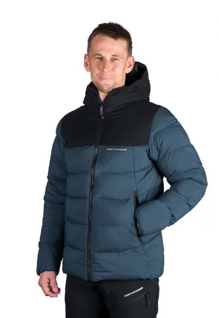 Зимно яке Bronsilaw за хайкинг и трекинг