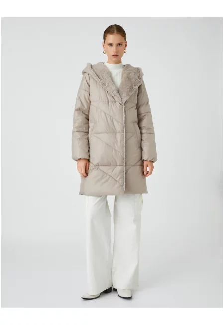 Зимно яке с качулка