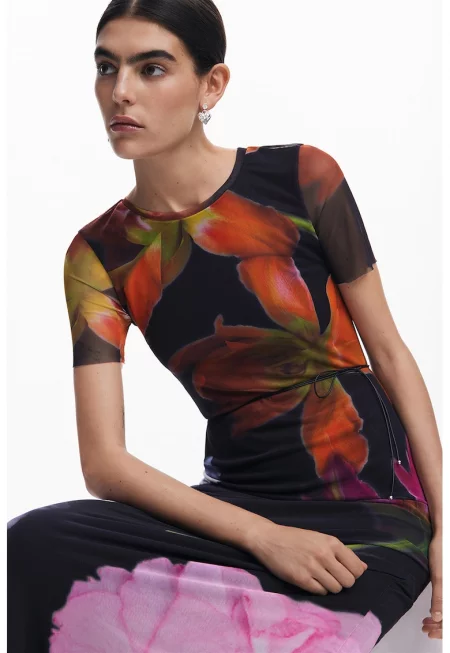 Дълга рокля с овално деколте - Многоцветен