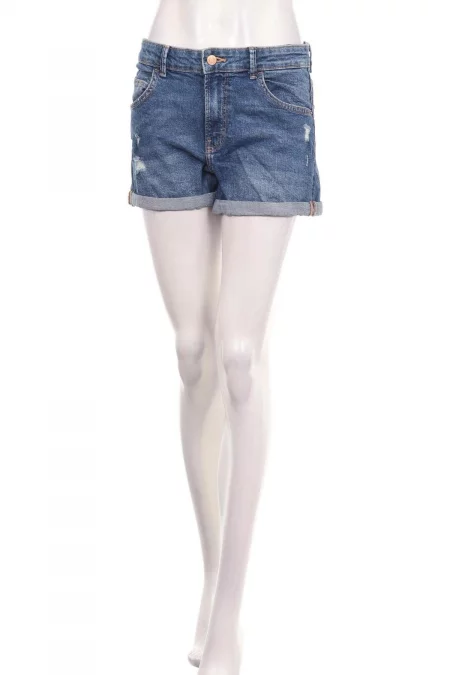 Дрехи Къси дънки BERSHKA