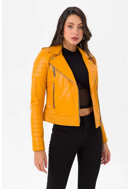 Кожено яке с капитонирани панели