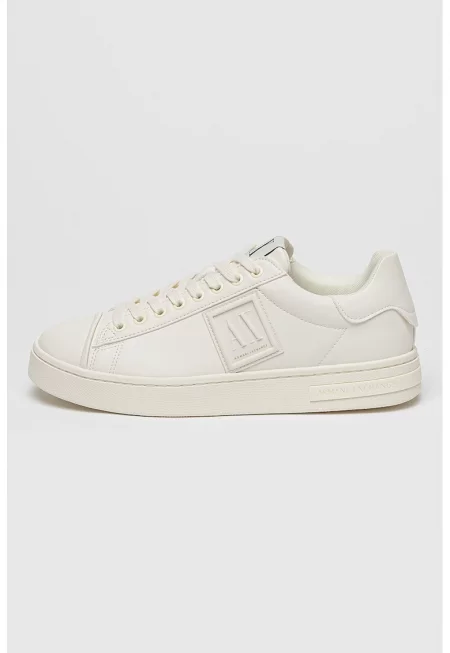 Маратонки с лого и връзки - Мръснобял