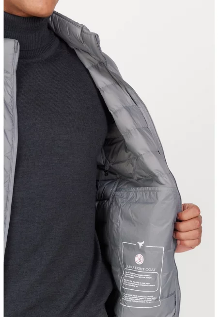 Олекотено зимно капитонирано яке