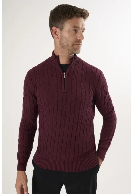 Пуловер с къс цип