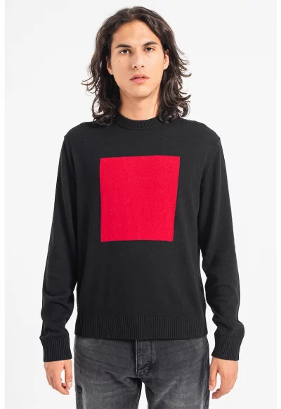 Пуловер с вълна и цветен блок