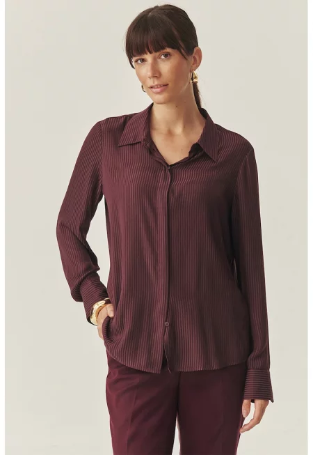 Раирана риза с дълги ръкави