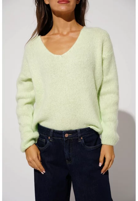 Шпиц пуловер с мохер и паднали ръкави - Светлозелен