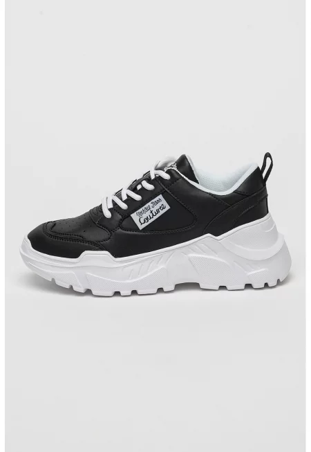 Скосени кожени спортни обувки с еко кожа - Черен