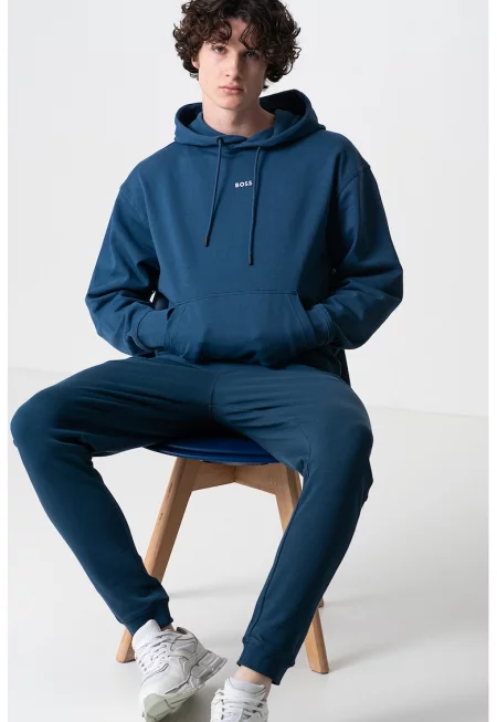 Спортен панталон с джобове встрани