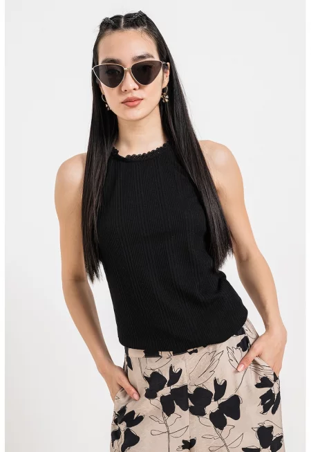 Топ Noline с дантела