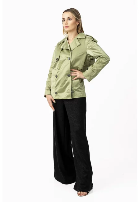 Къс тренч с двуредно закопчаване