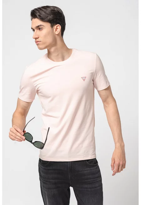 Слим тениска с овално деколте