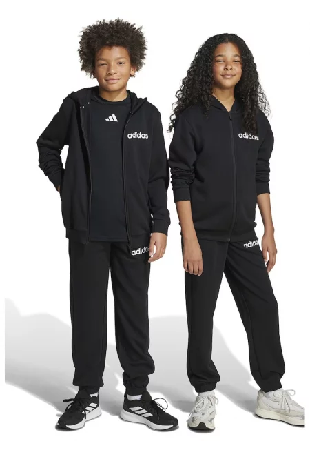 Спортен екип с лого