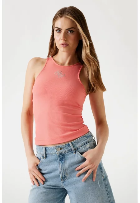 Топ с овално деколте и лого