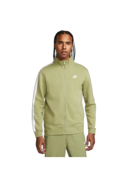 Яке  Sportswear Club