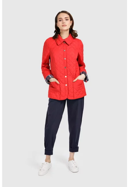 Капитонирано яке с джобове встрани