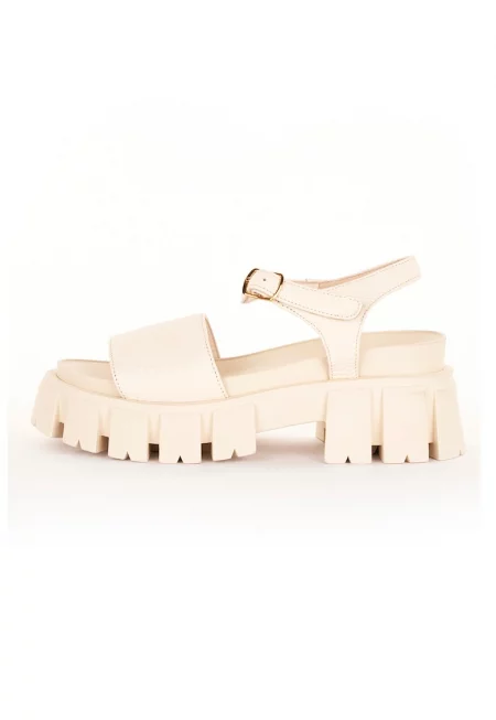 Кожени сандали Lora с масивен ток - Светло бежово