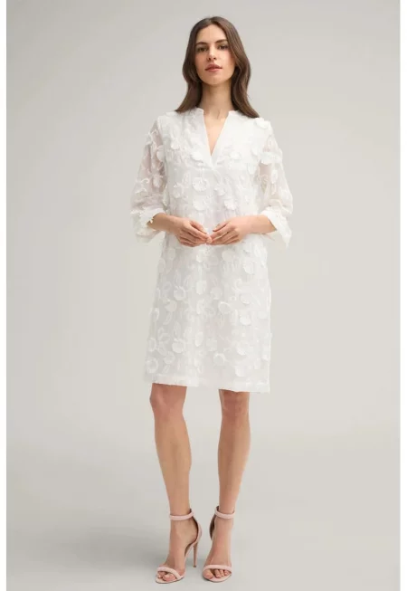 Миди рокля - бродирана - Бял