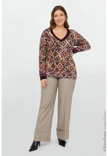 Пуловер с фигурален принт и шпиц - Многоцветен