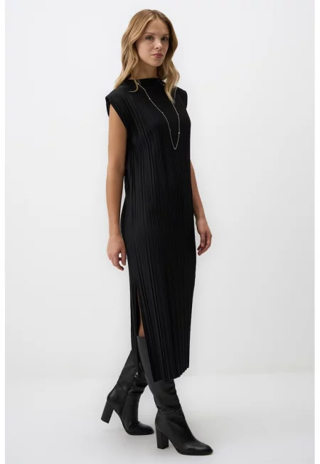 Рокля с цепки встрани - Черен