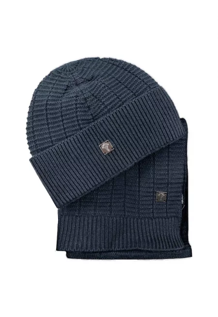 Шапка с вълна и кръгъл шал - 2 части