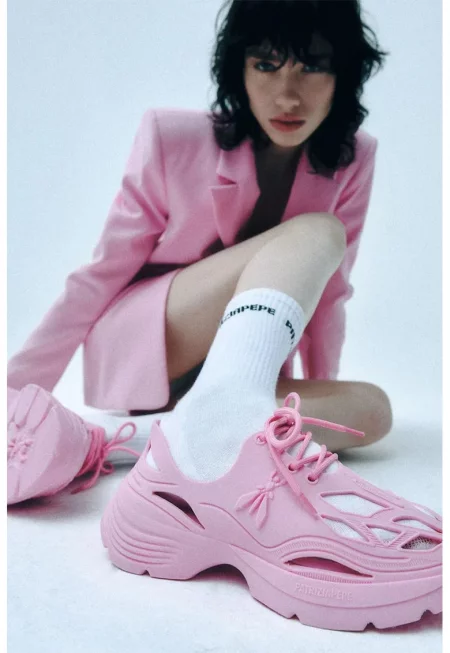 Спортни обувки от каучук с изрези - Розово