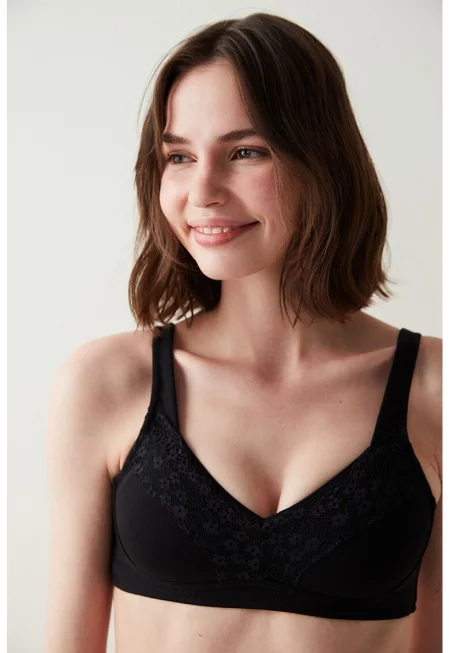 Сутиен с дантела - Черен