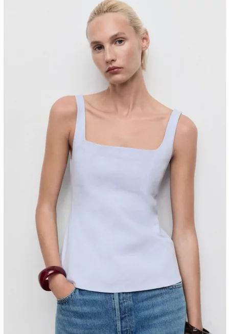 Топ с квадратно деколте