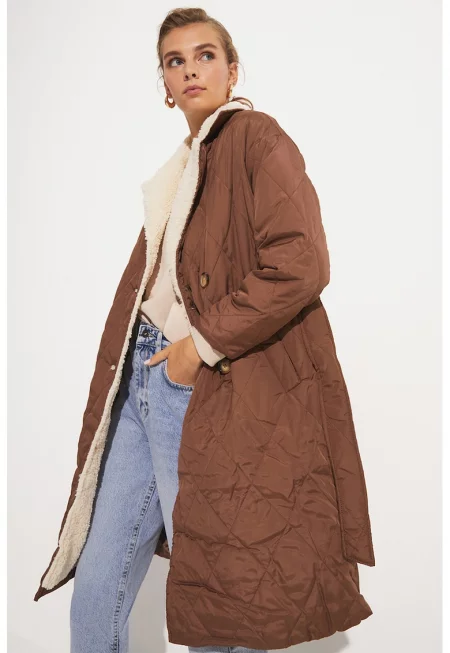 Тренч с подплата от еко пух и шевове - Кафяв
