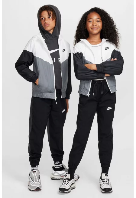 Яке с качулка и джобове с цип