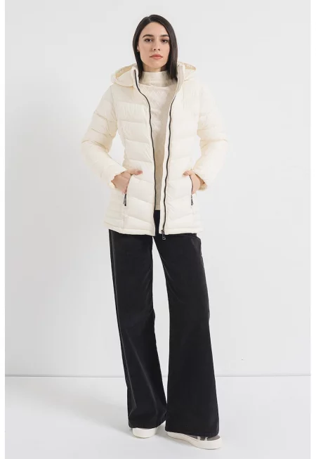 Зимно яке с отделяща се качулка