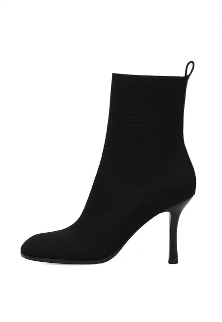 Боти с дизайн на чорап - Черен