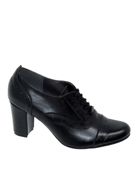 Елегантни дамски обувки