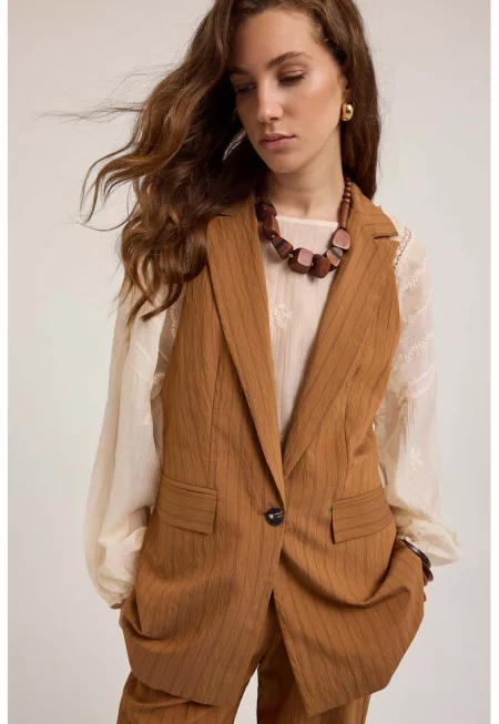 Раиран елек с модал