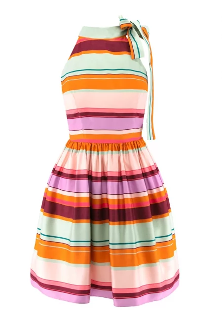 Раирана рокля без ръкави