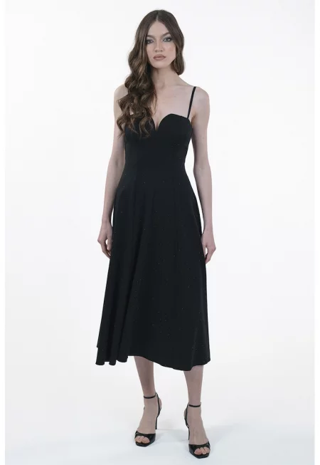 Разкроена рокля без ръкави