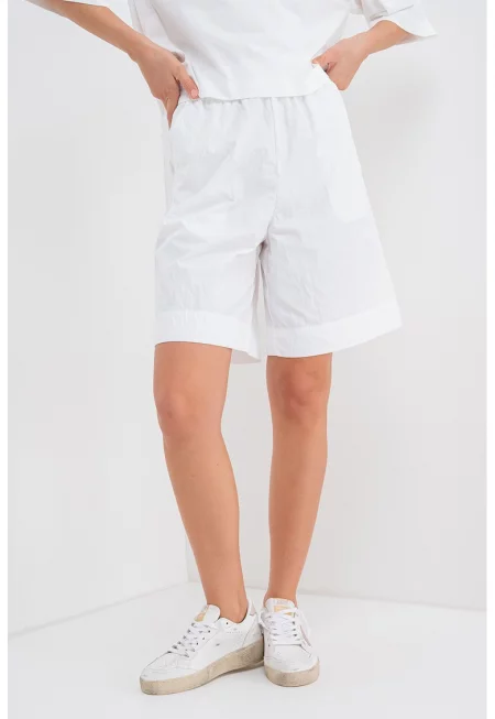Къс панталон със средна талия - Бял
