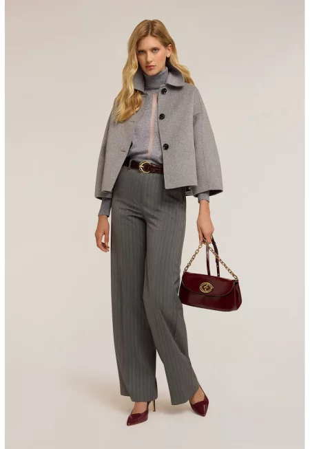 Късо палто с вълна