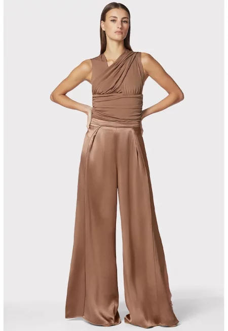 Копринени панталони с разкроен силует - висока талия и цепка на крачола