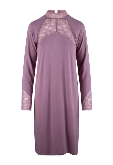 Нощница с дантела