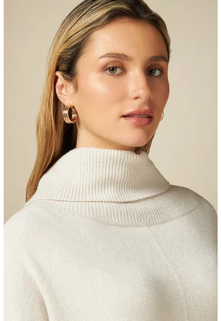 Поло със свободна кройка