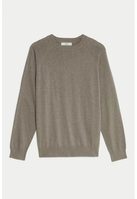 Пуловер с овално деколте