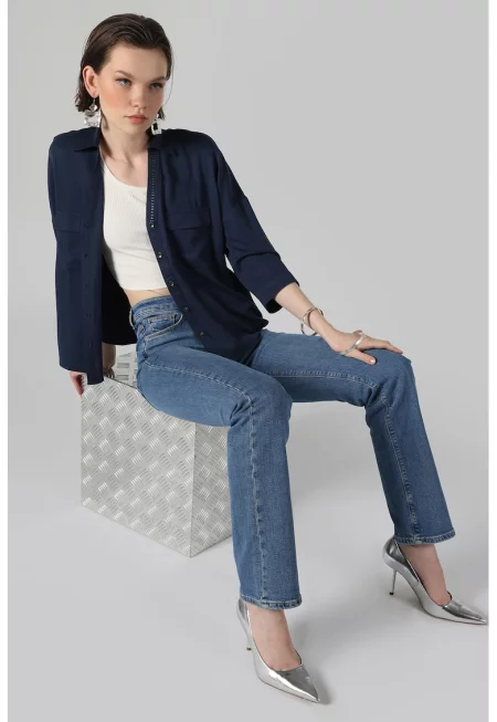 Разкроени дънки със средна талия - Тъмносин