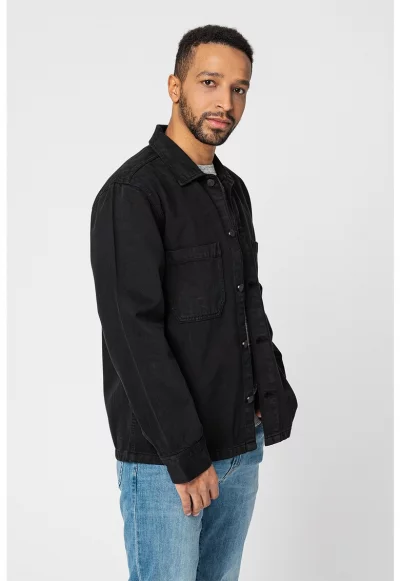 Яке тип риза от деним с джобове